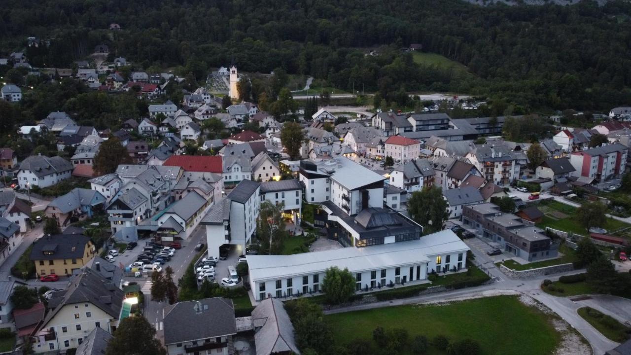 Hotel Alp Бовец Экстерьер фото