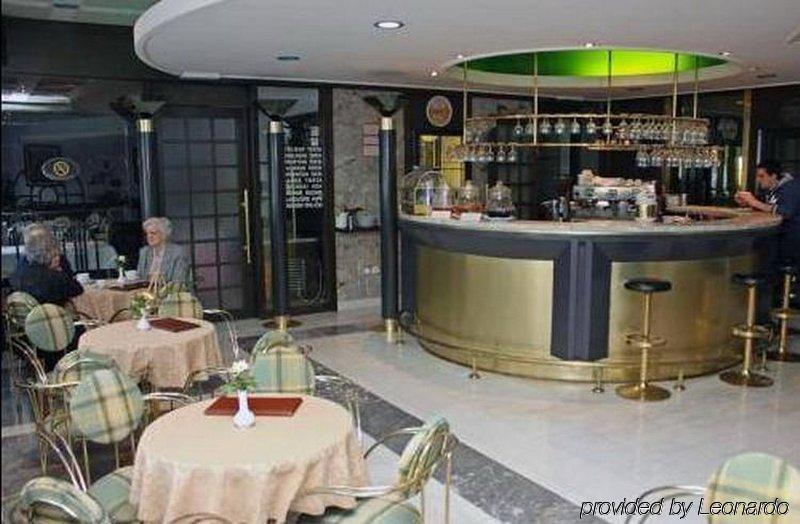 Hotel Alp Бовец Ресторан фото