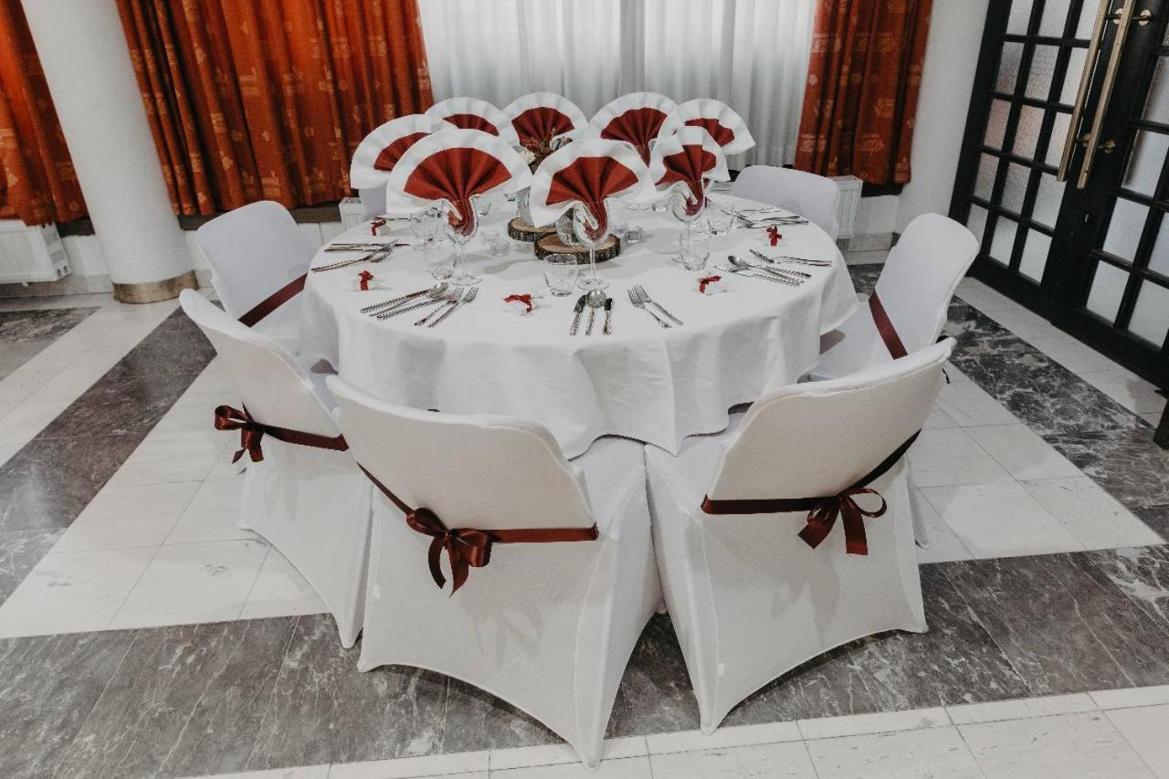 Hotel Alp Бовец Экстерьер фото