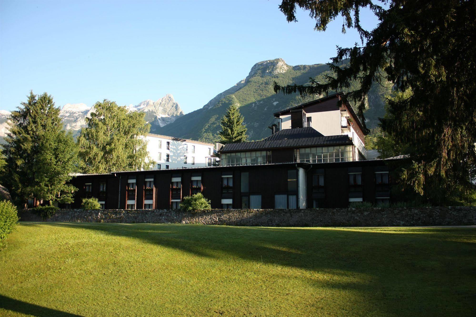 Hotel Alp Бовец Экстерьер фото
